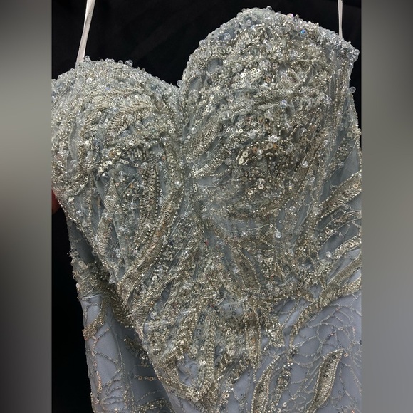 MAC DUGGAL 20544 NWT Blue Strapless Embellished Trumpet Gown - Picture 6 of 8